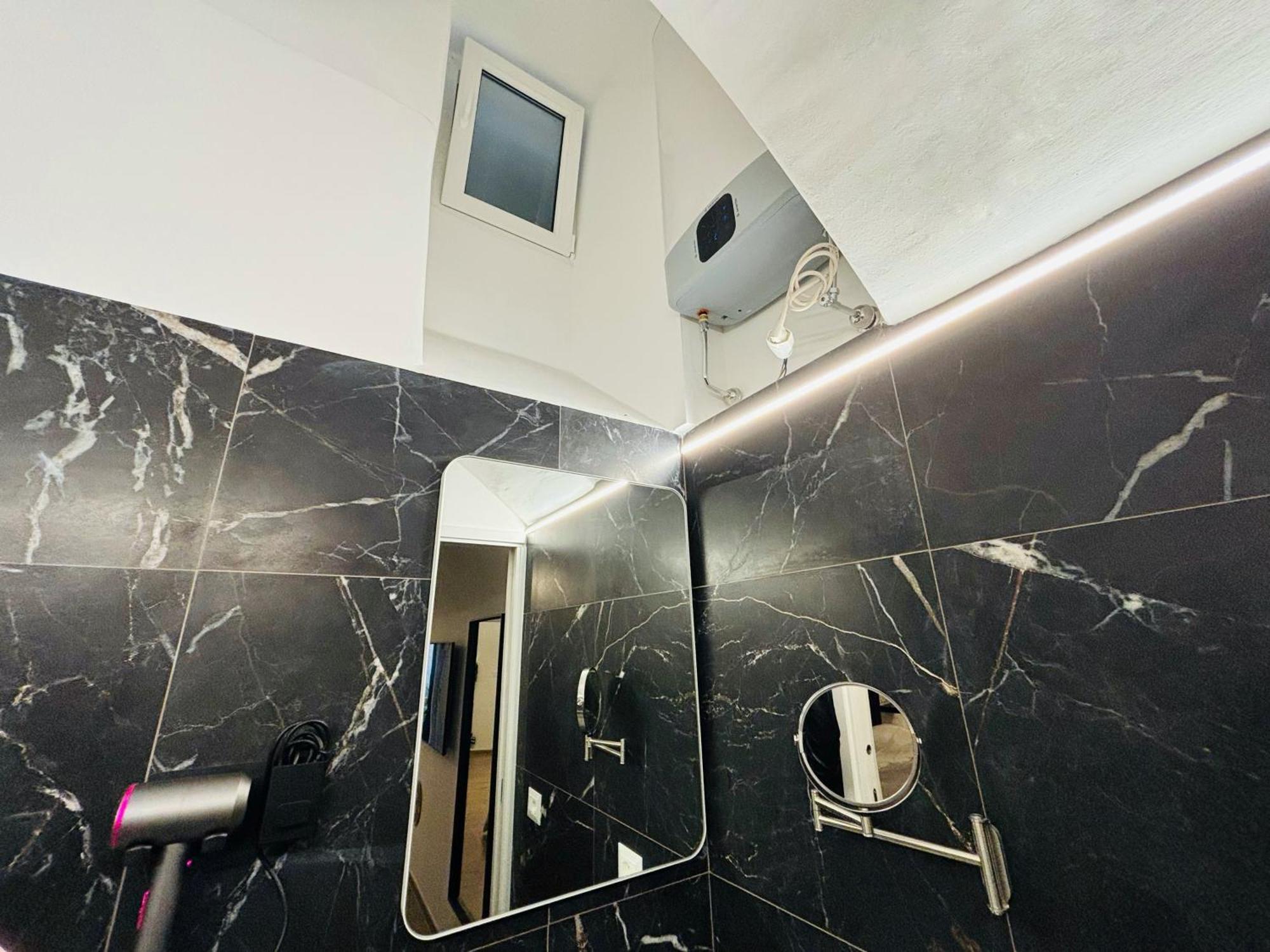 La Petite Suite Санремо Экстерьер фото