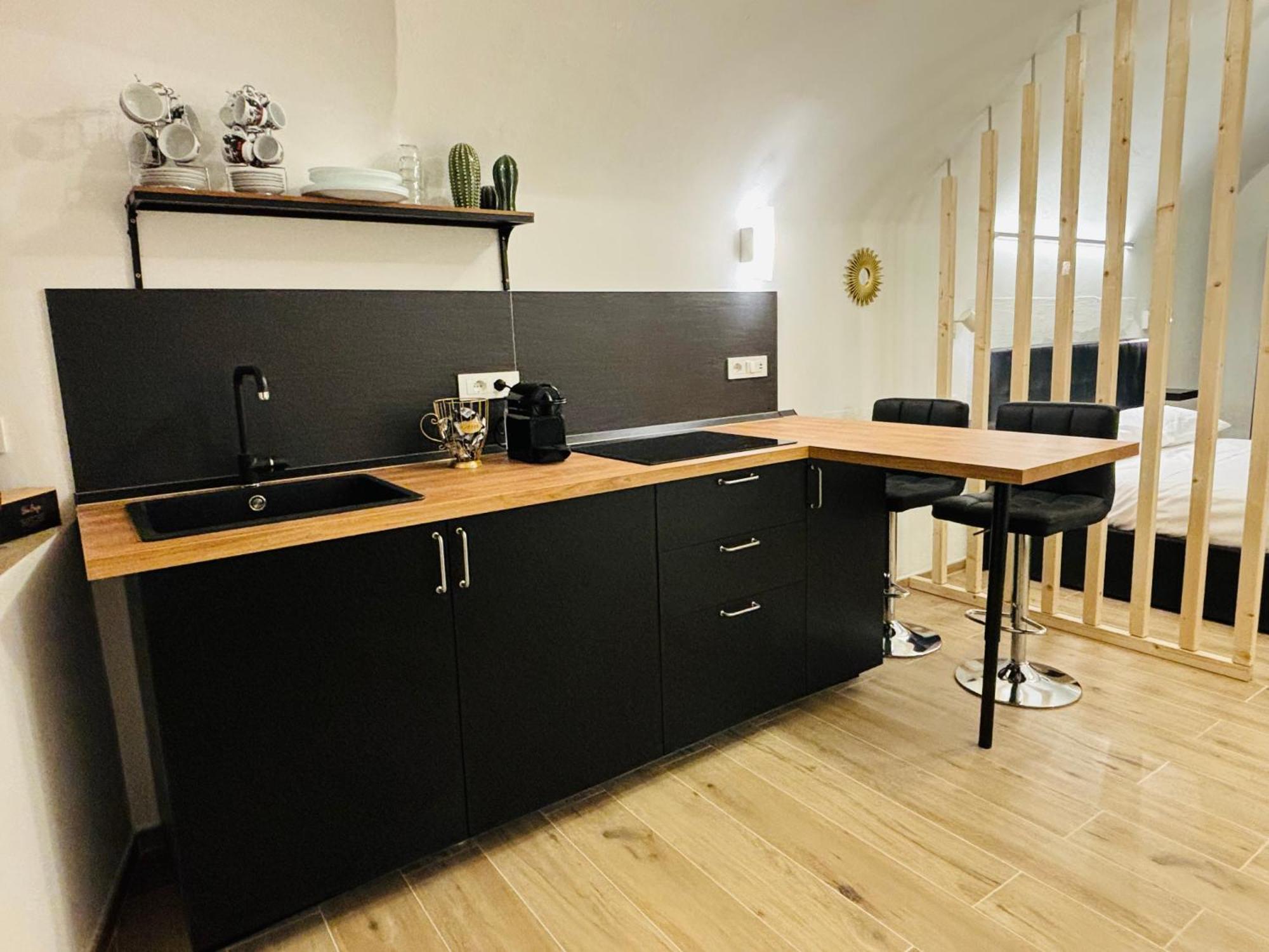 La Petite Suite Санремо Экстерьер фото